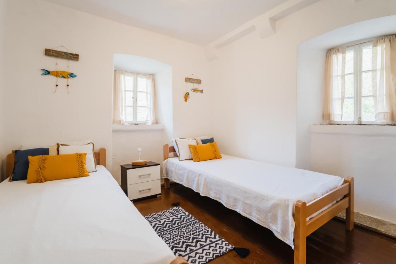 הוילה ריסאן White Shutters House מראה חיצוני תמונה